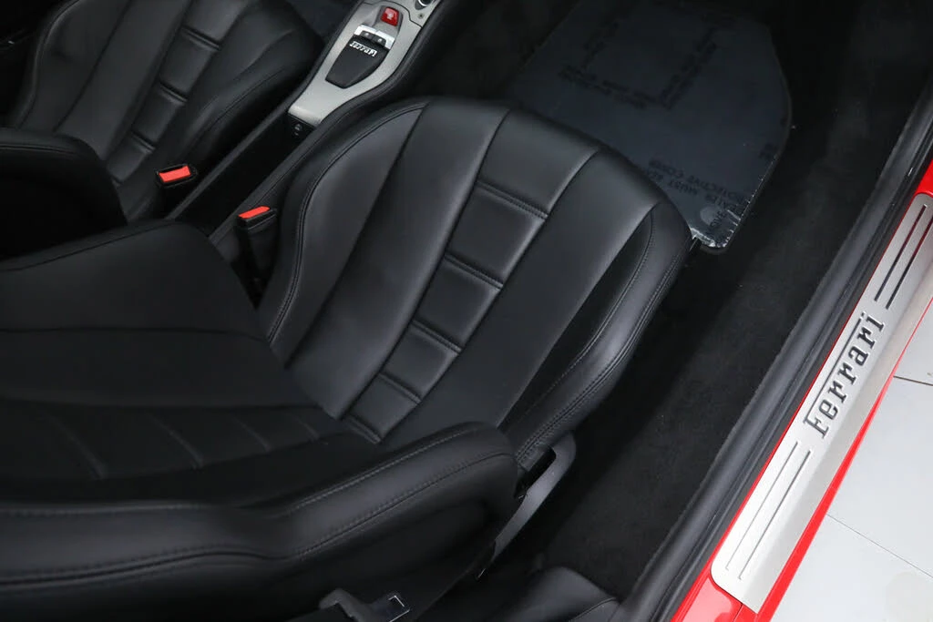 2015 Ferrari 458 Italia - Image 22 of 31