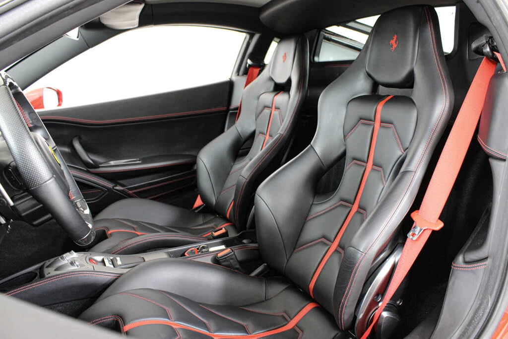 2015 Ferrari 458 Italia - Image 27 of 31
