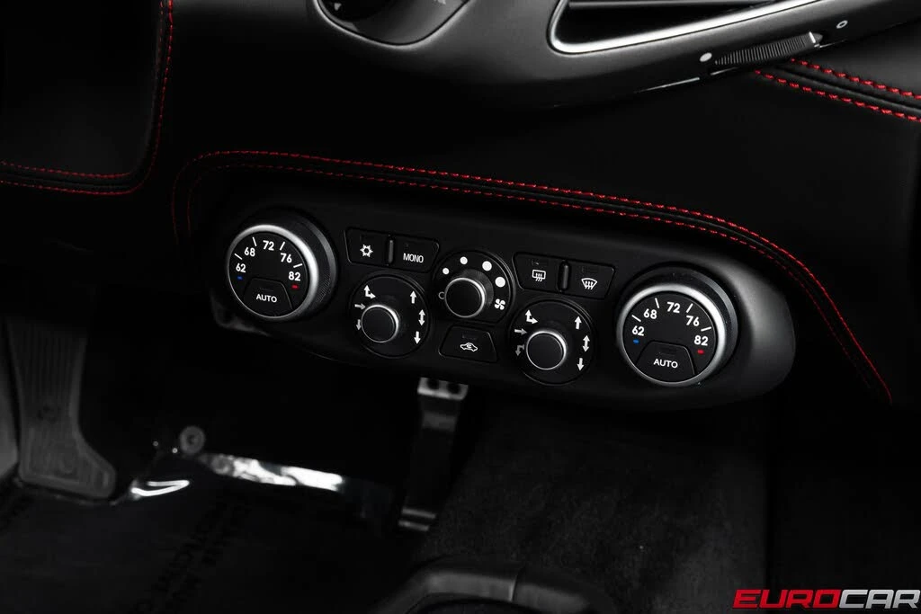 2015 Ferrari 458 Italia - Image 31 of 31