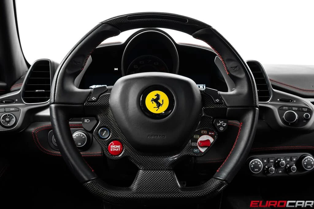 2015 Ferrari 458 Italia - Image 29 of 31