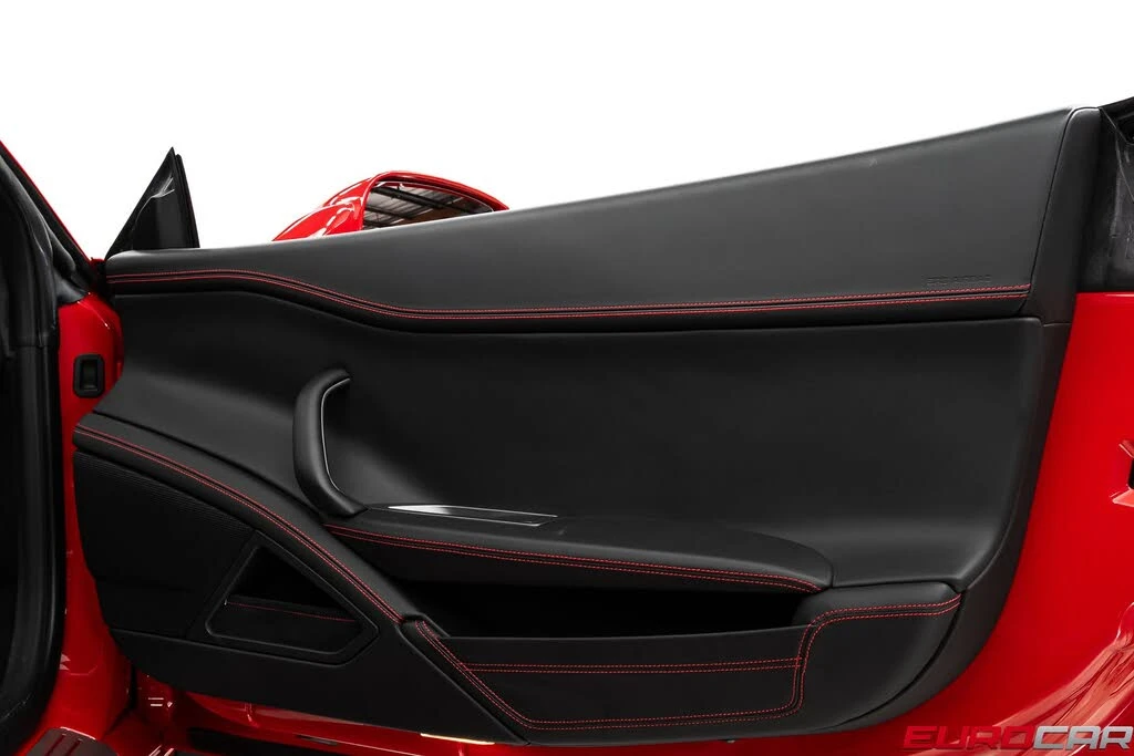 2015 Ferrari 458 Italia - Image 25 of 31