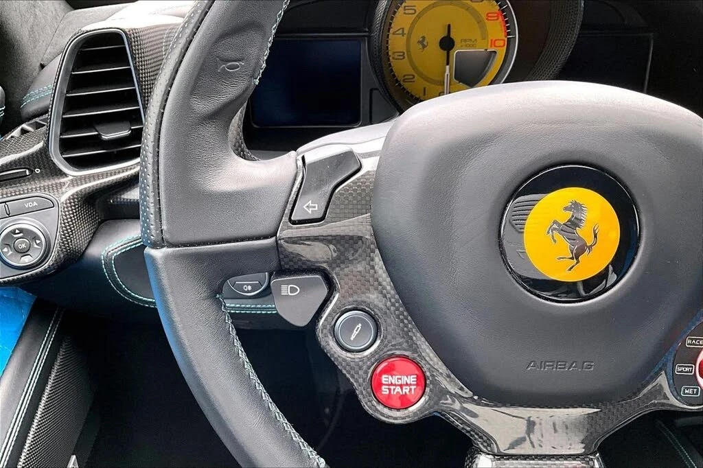2015 Ferrari 458 Italia - Image 10 of 31