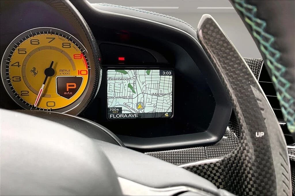 2015 Ferrari 458 Italia - Image 13 of 31