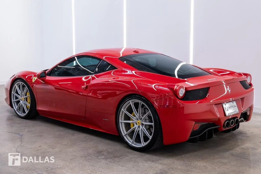 2015 Ferrari 458 Italia - Image 9 of 31