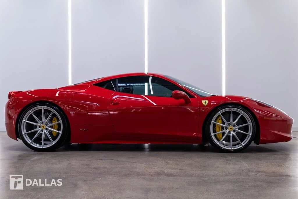 2015 Ferrari 458 Italia - Image 15 of 31