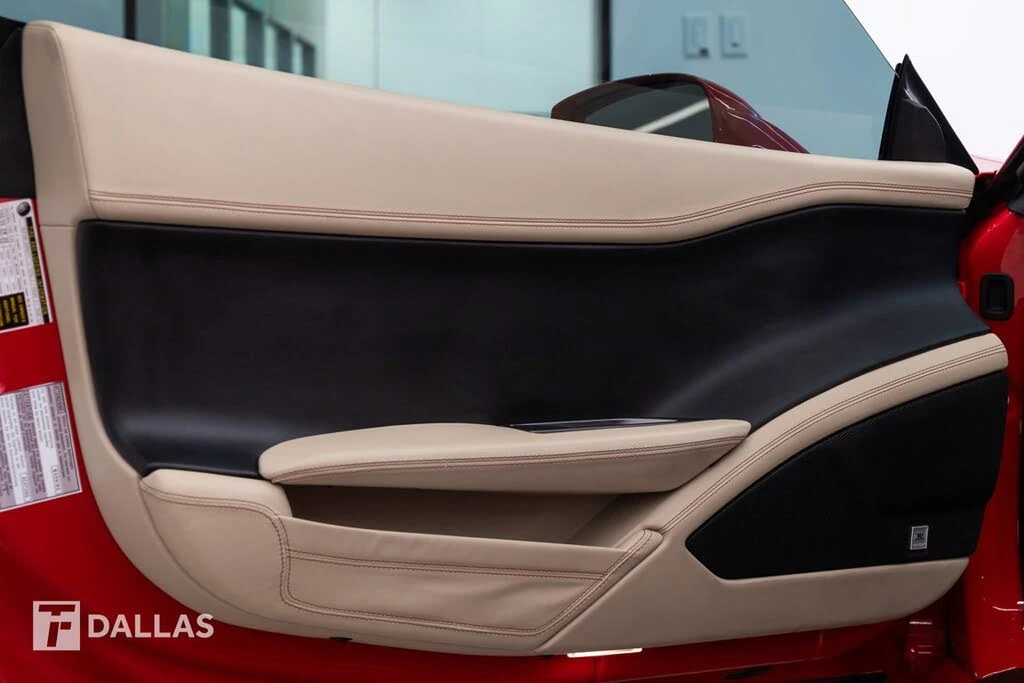 2015 Ferrari 458 Italia - Image 25 of 31