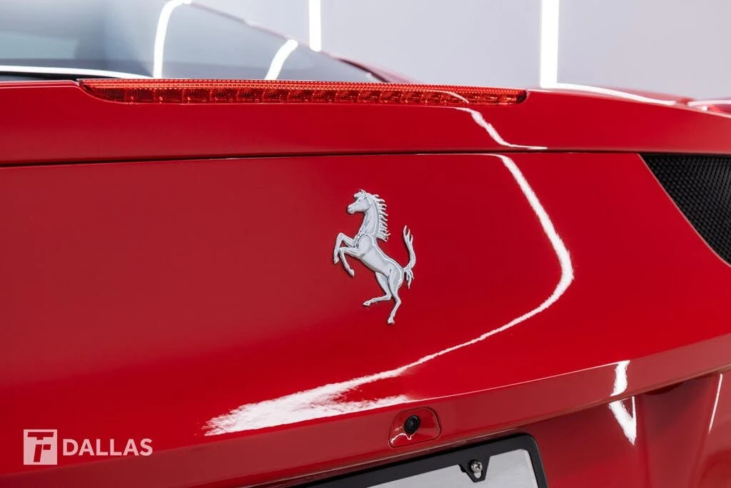 2015 Ferrari 458 Italia - Image 12 of 31