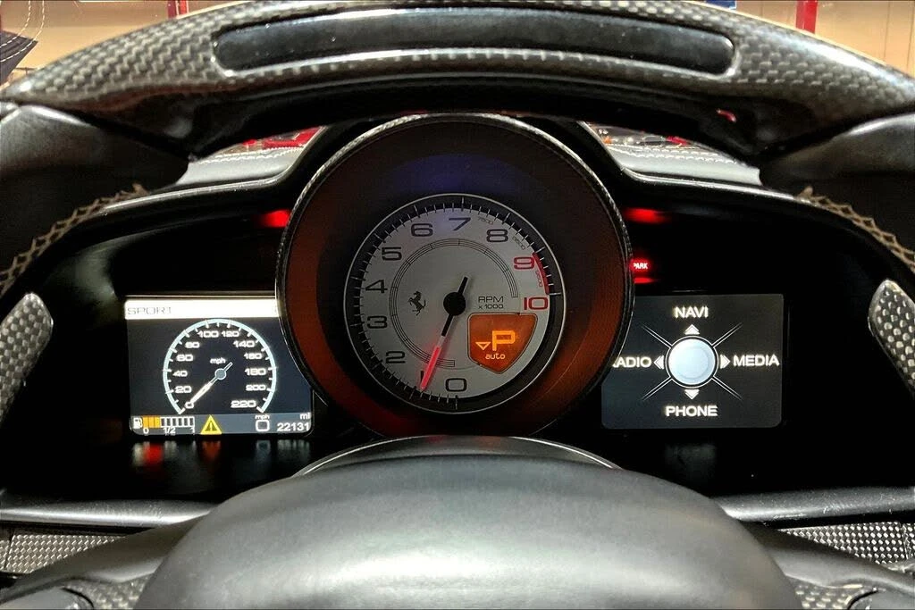 2015 Ferrari 458 Italia - Image 13 of 30