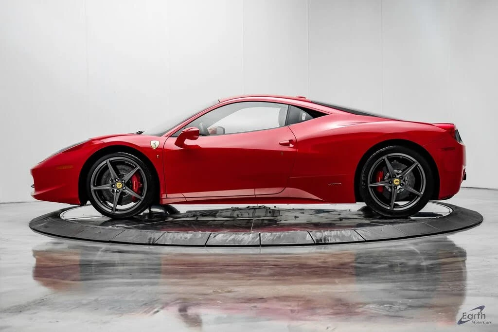 2015 Ferrari 458 Italia - Image 8 of 31