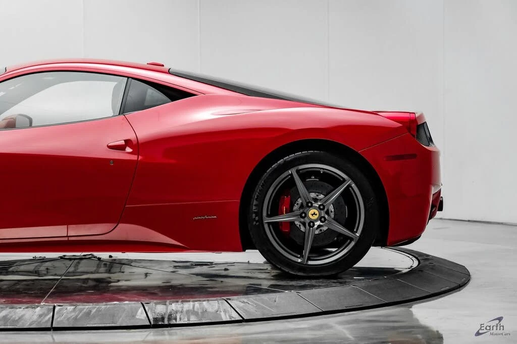 2015 Ferrari 458 Italia - Image 11 of 31