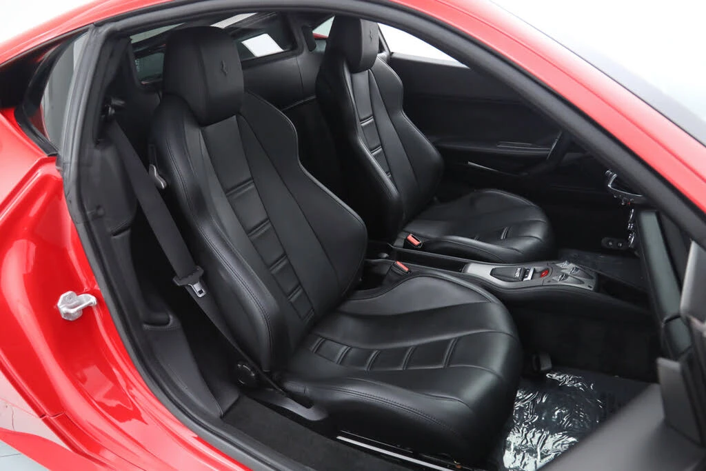 2015 Ferrari 458 Italia - Image 21 of 31