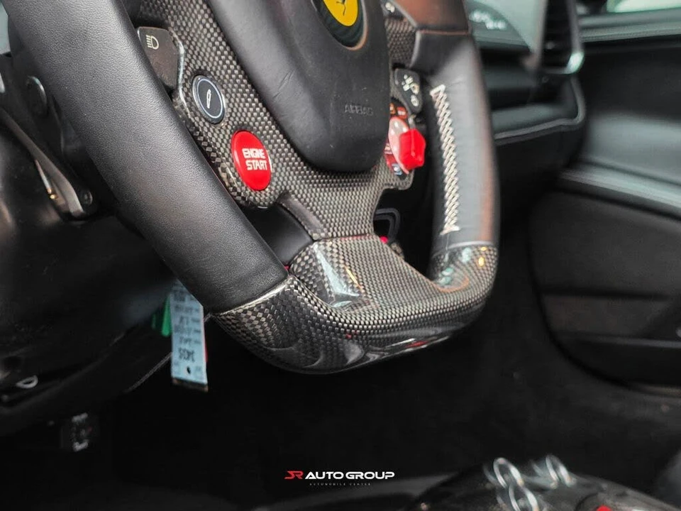 2015 Ferrari 458 Italia - Image 30 of 31