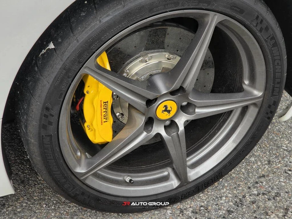 2015 Ferrari 458 Italia - Image 11 of 31