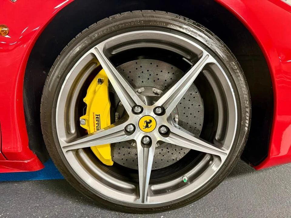 2015 Ferrari 458 Spider - Image 15 of 31