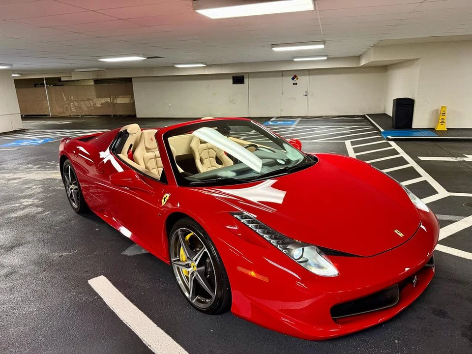2015 Ferrari 458 Spider - Image 7 of 31