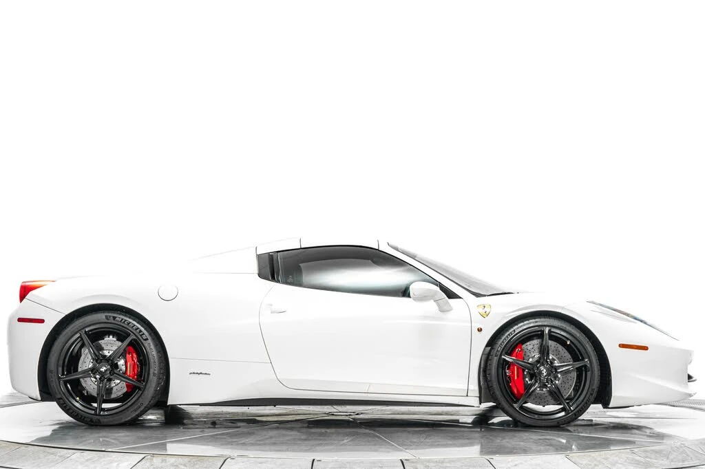 2015 Ferrari 458 Spider - Image 17 of 31