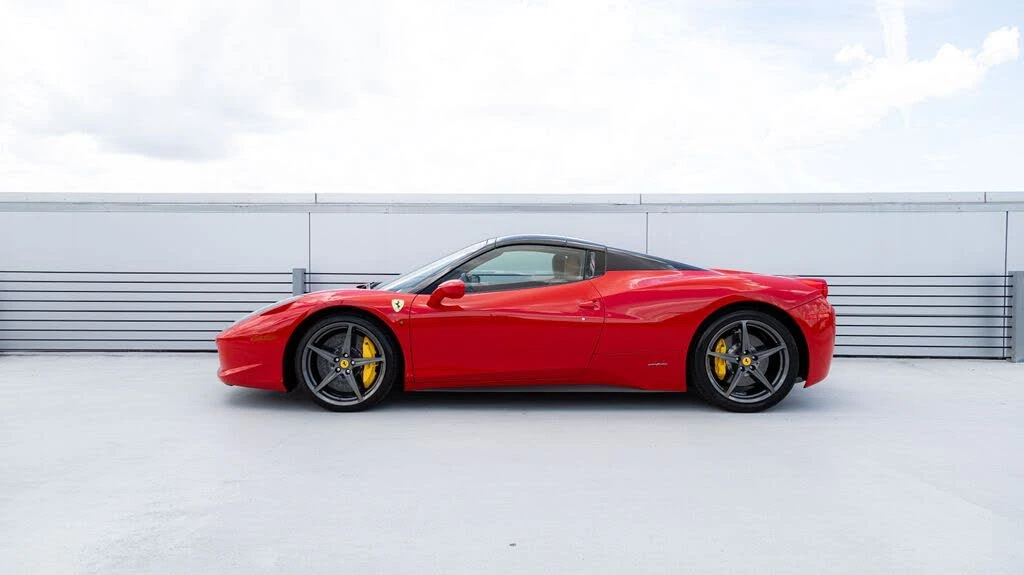 2015 Ferrari 458 Spider - Image 28 of 31