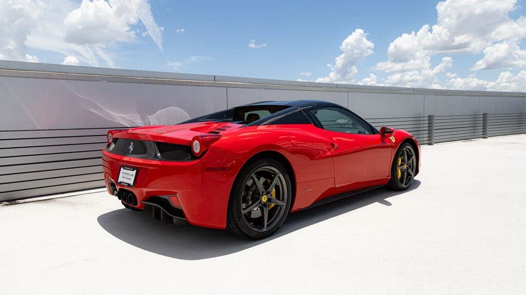 2015 Ferrari 458 Spider - Image 14 of 31