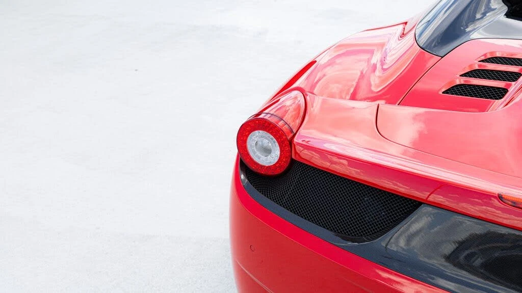 2015 Ferrari 458 Spider - Image 22 of 31