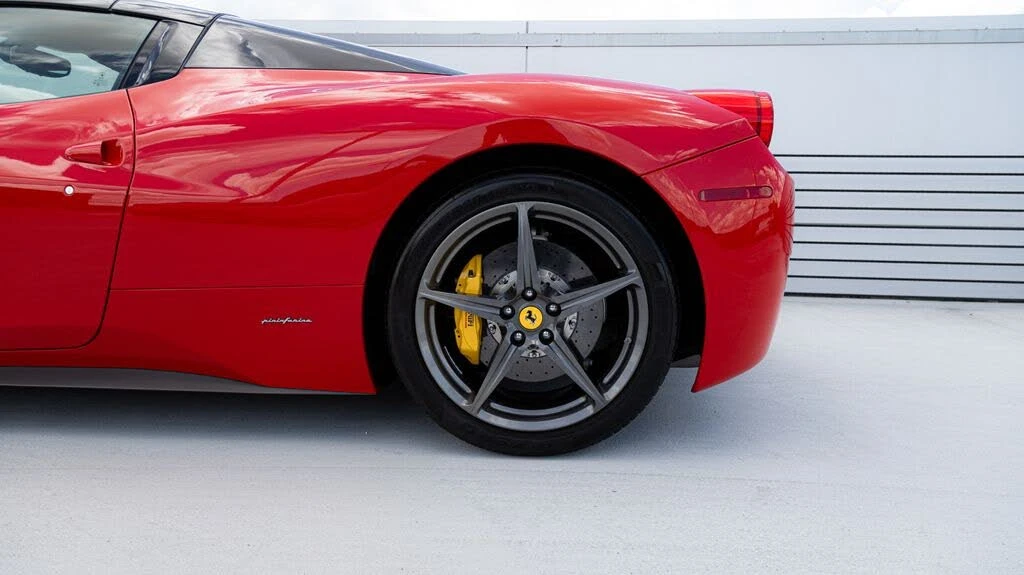 2015 Ferrari 458 Spider - Image 27 of 31