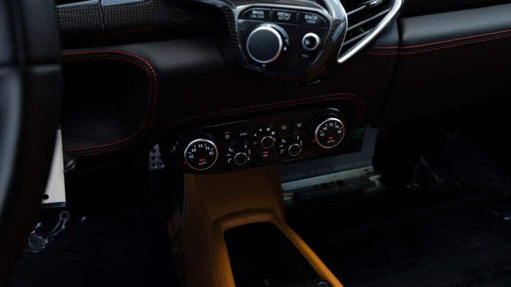2015 Ferrari 458 Spider - Image 10 of 31