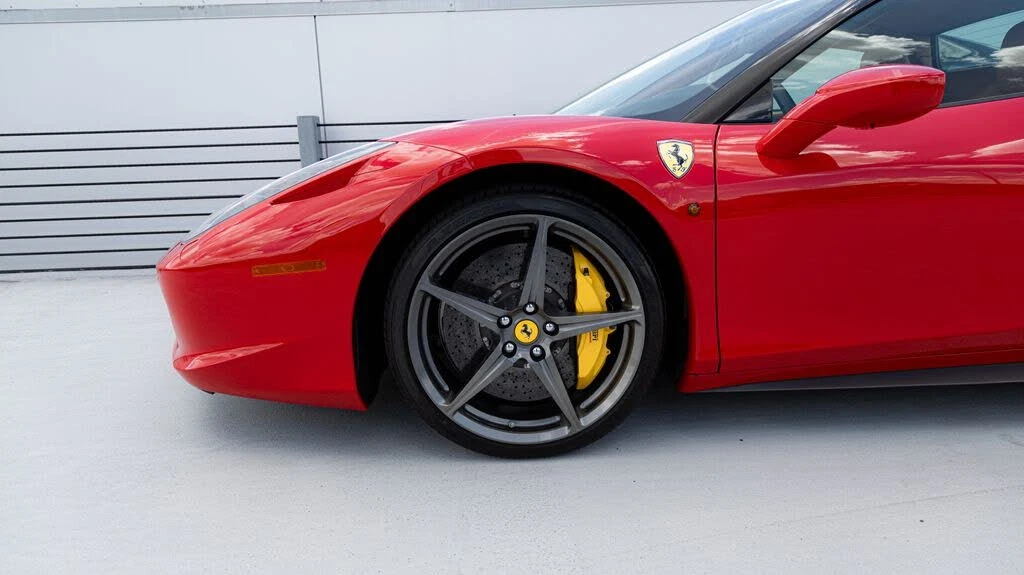 2015 Ferrari 458 Spider - Image 29 of 31