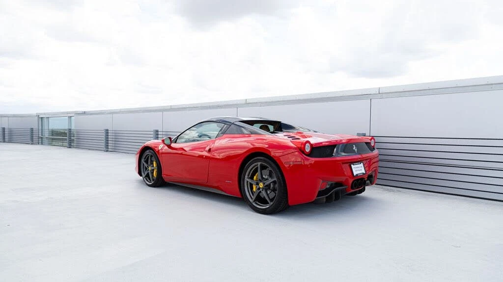 2015 Ferrari 458 Spider - Image 26 of 31