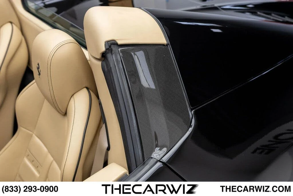 2015 Ferrari 458 Spider - Image 14 of 31