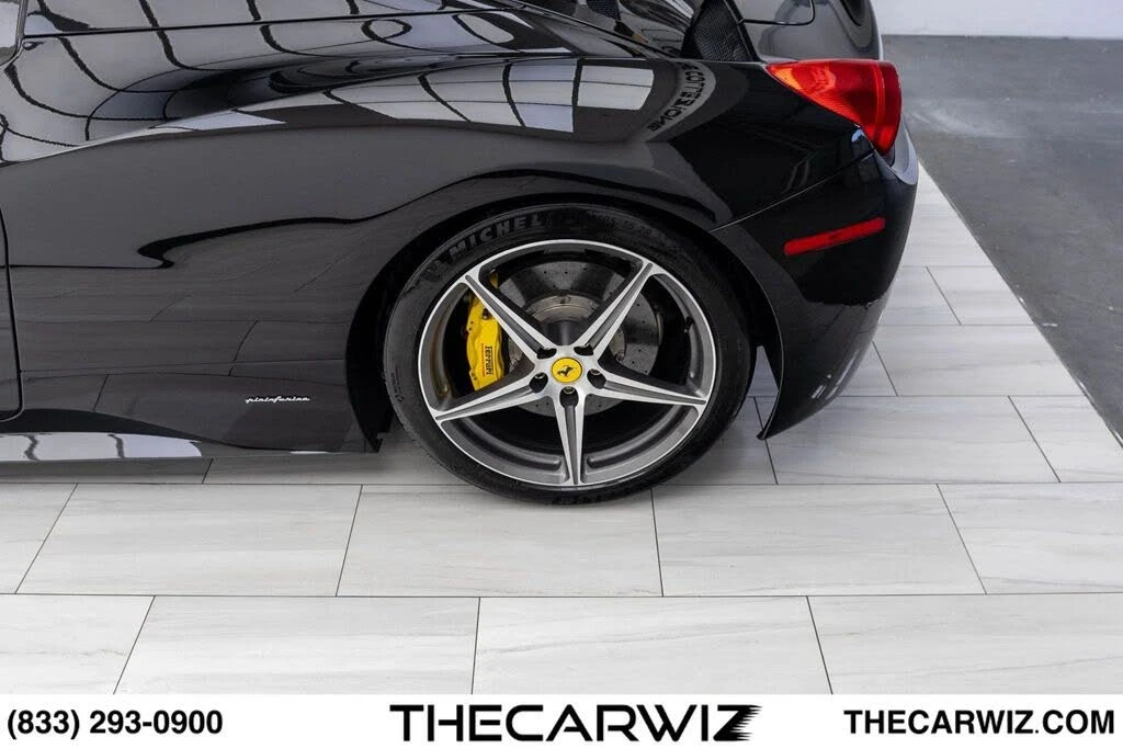 2015 Ferrari 458 Spider - Image 15 of 31