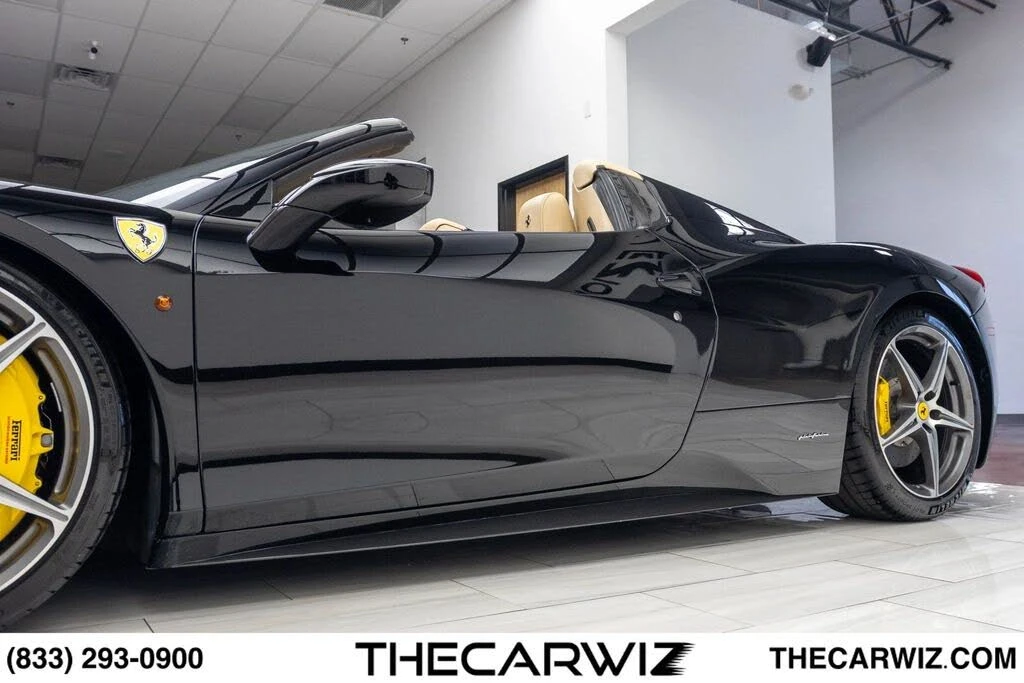 2015 Ferrari 458 Spider - Image 11 of 31