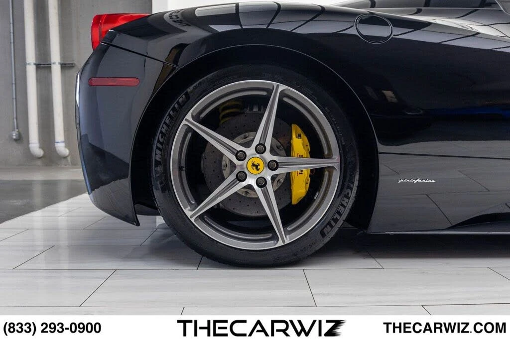2015 Ferrari 458 Spider - Image 29 of 31