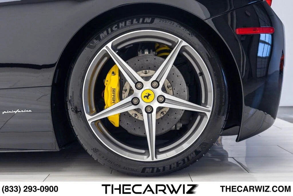 2015 Ferrari 458 Spider - Image 17 of 31