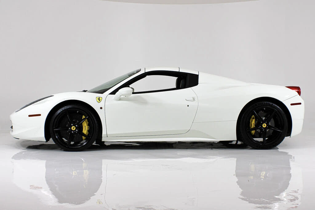 2015 Ferrari 458 Spider - Image 5 of 31