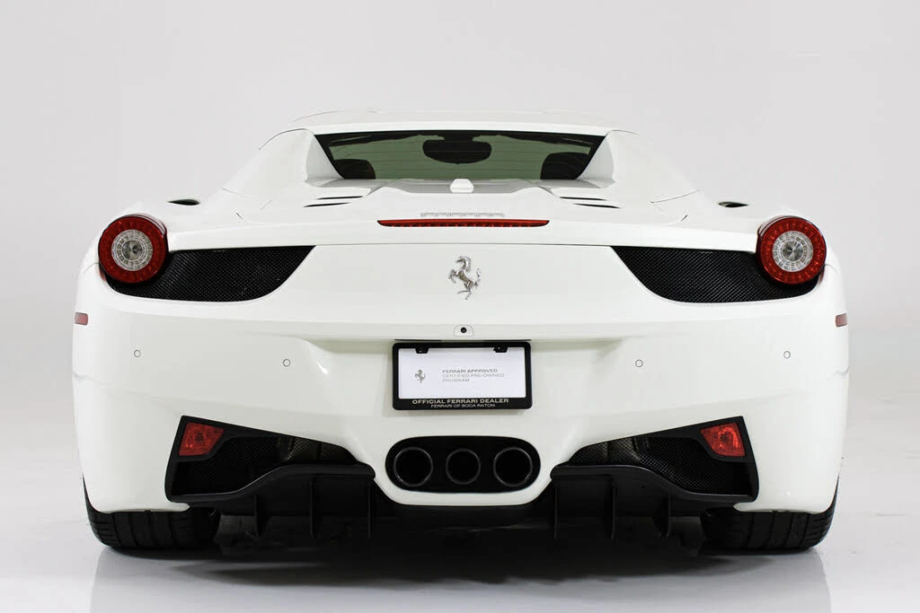 2015 Ferrari 458 Spider - Image 25 of 31