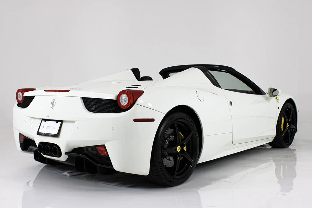 2015 Ferrari 458 Spider - Image 10 of 31