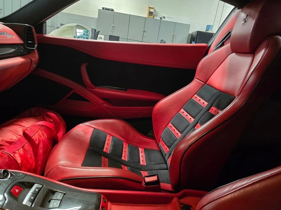 2015 Ferrari 458 Spider - Image 31 of 31