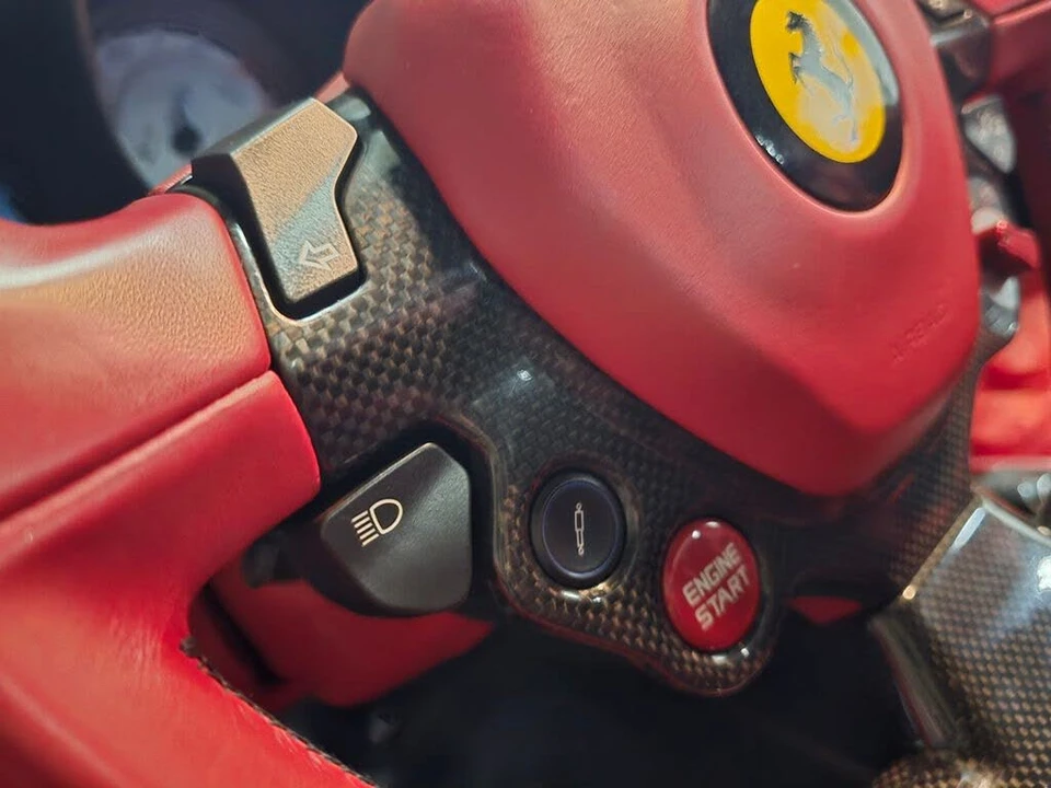 2015 Ferrari 458 Spider - Image 23 of 31