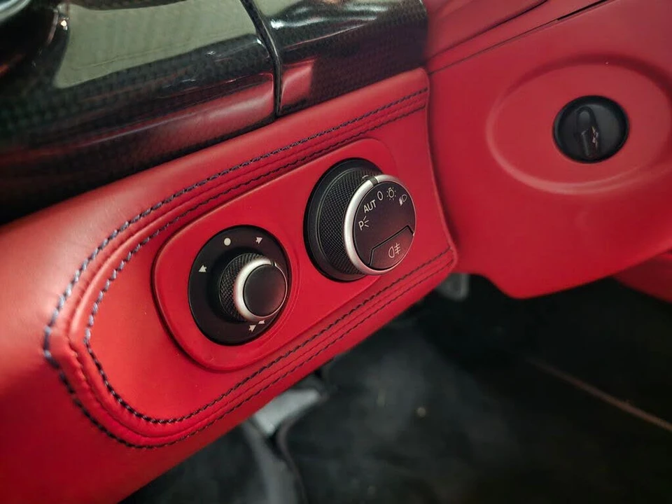 2015 Ferrari 458 Spider - Image 22 of 31