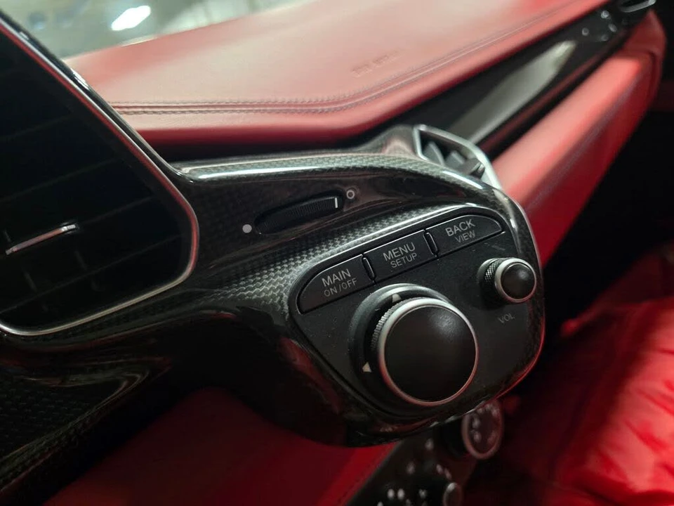 2015 Ferrari 458 Spider - Image 29 of 31