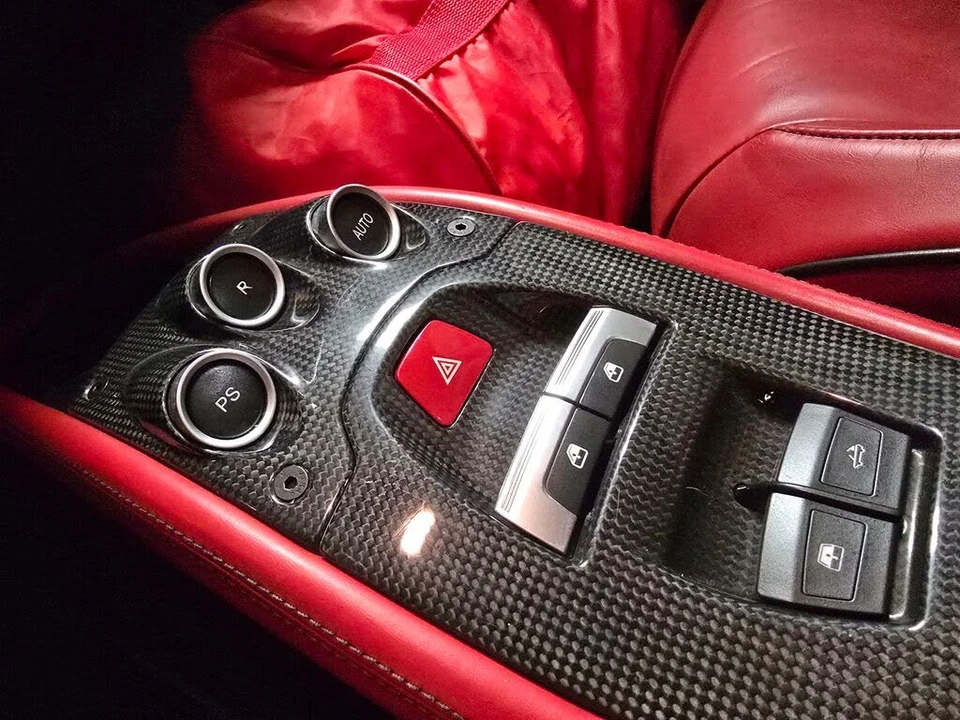 2015 Ferrari 458 Spider - Image 27 of 31