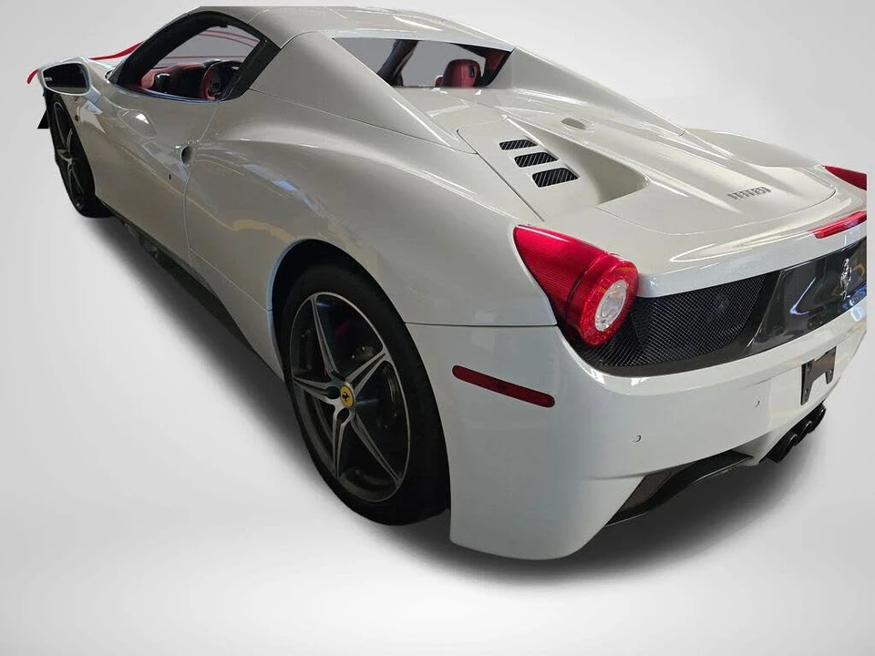2015 Ferrari 458 Spider - Image 3 of 31