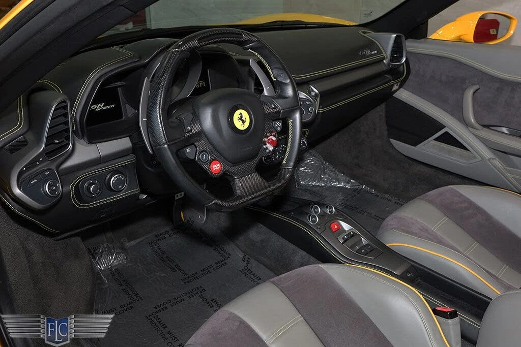 2015 Ferrari 458 Spider - Image 22 of 31