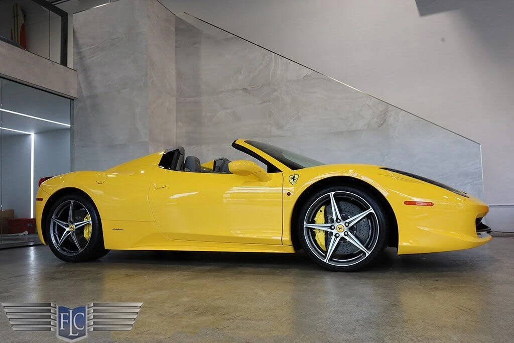 2015 Ferrari 458 Spider - Image 16 of 31