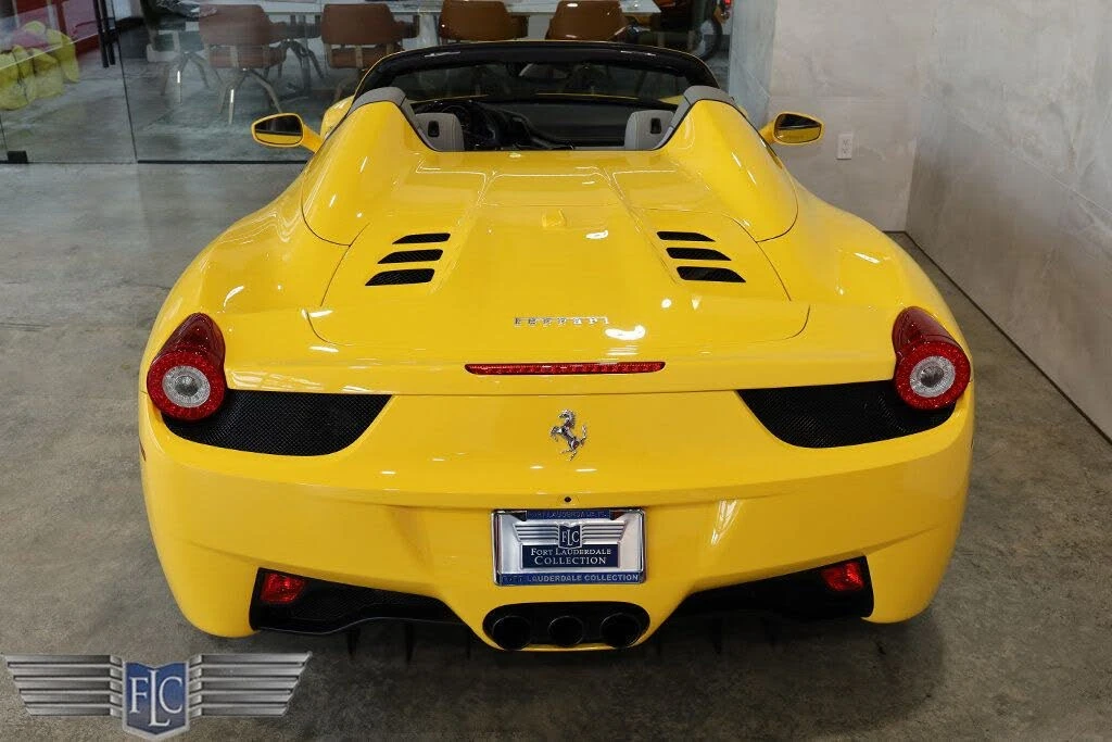 2015 Ferrari 458 Spider - Image 14 of 31