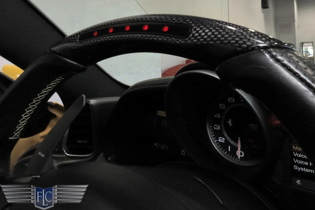 2015 Ferrari 458 Spider - Image 28 of 31