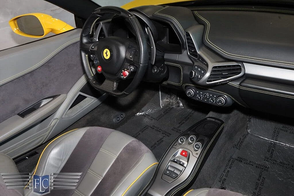 2015 Ferrari 458 Spider - Image 21 of 31