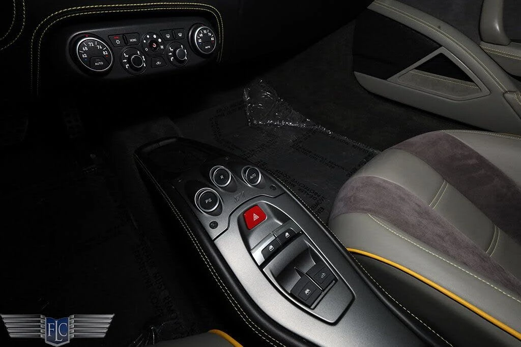 2015 Ferrari 458 Spider - Image 27 of 31