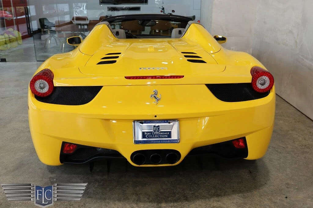 2015 Ferrari 458 Spider - Image 8 of 31