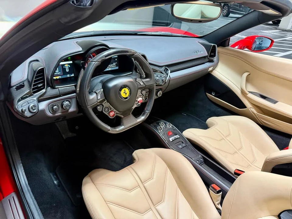 2015 Ferrari 458 Spider - Image 20 of 31