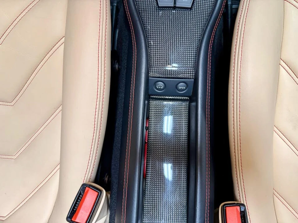 2015 Ferrari 458 Spider - Image 28 of 31